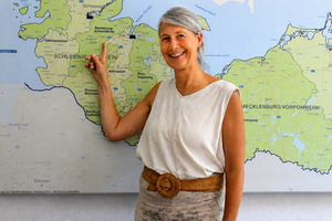 Architektin Anne Sax besucht die Gemeinden des Kirchenkreises Rendsburg-Eckernförde. 